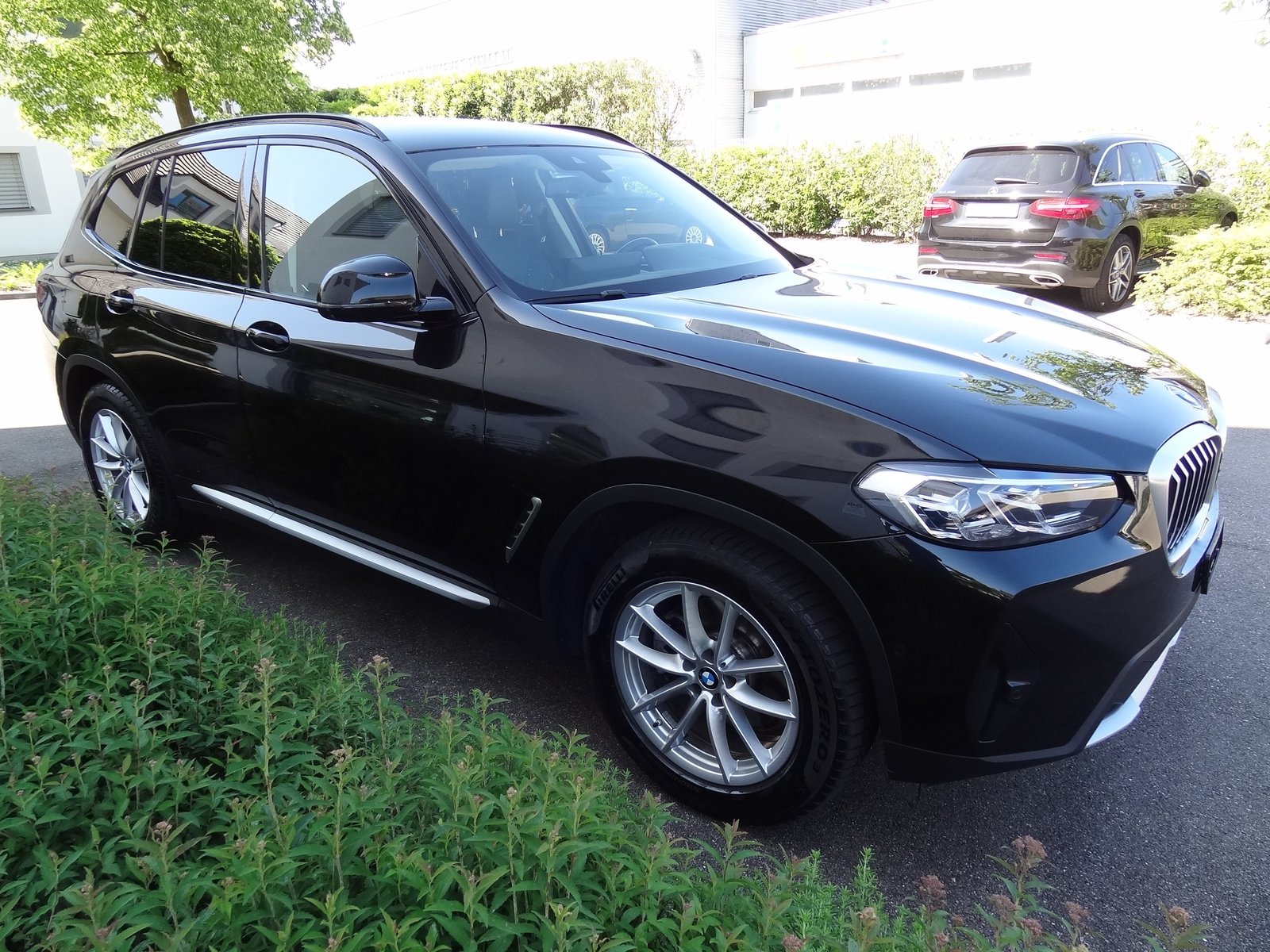 BMW X3 20i, Petrol, Second hand / Used, Automatic - 5