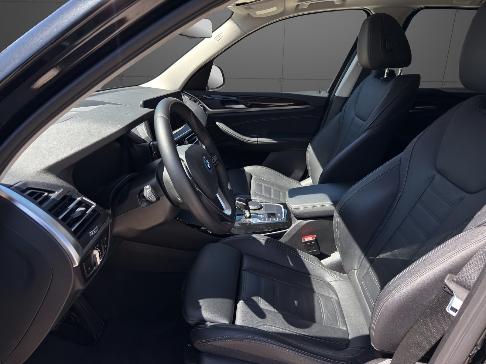 BMW X3 30e, Plug-in-Hybrid Benzin/Elektro, Occasion / Gebraucht, Automatik - 6