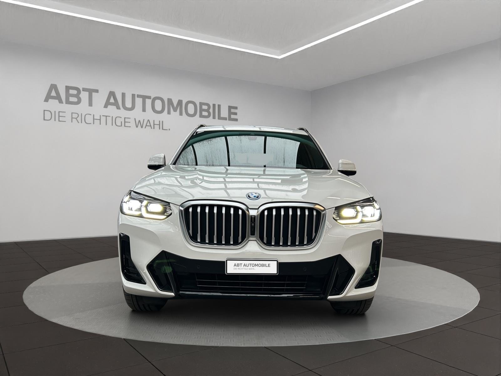 BMW X3 30e xDrive SAG, Plug-in-Hybrid Benzin/Elektro, Occasion / Gebraucht, Automatik - 2