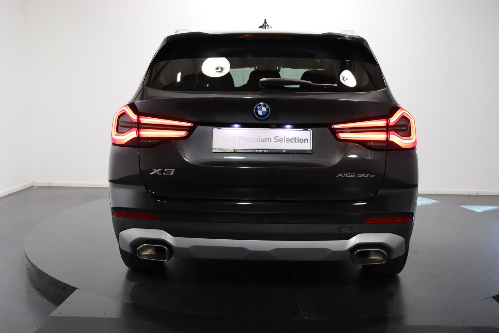BMW X3 30e xDrive SAG, Plug-in-Hybrid Benzin/Elektro, Occasion / Gebraucht, Automatik - 5