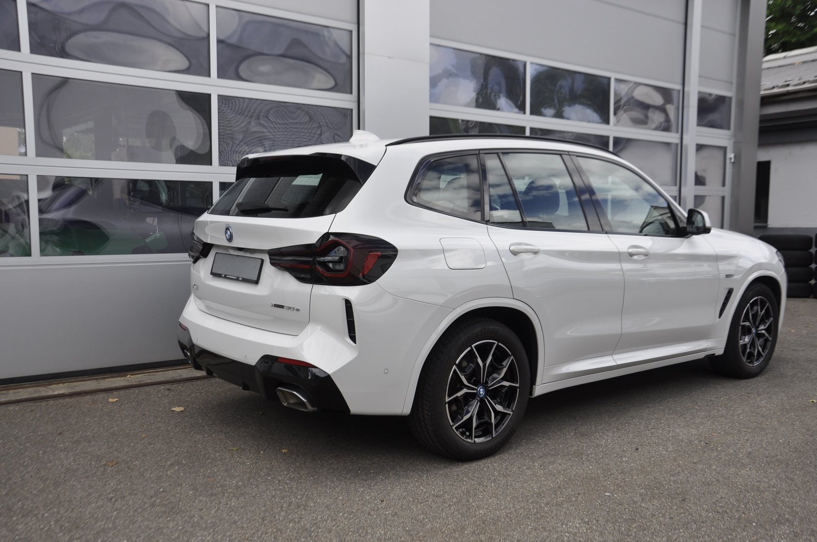 BMW X3 30e M Sport, Plug-in-Hybrid Petrol/Electric, Second hand / Used, Automatic - 4