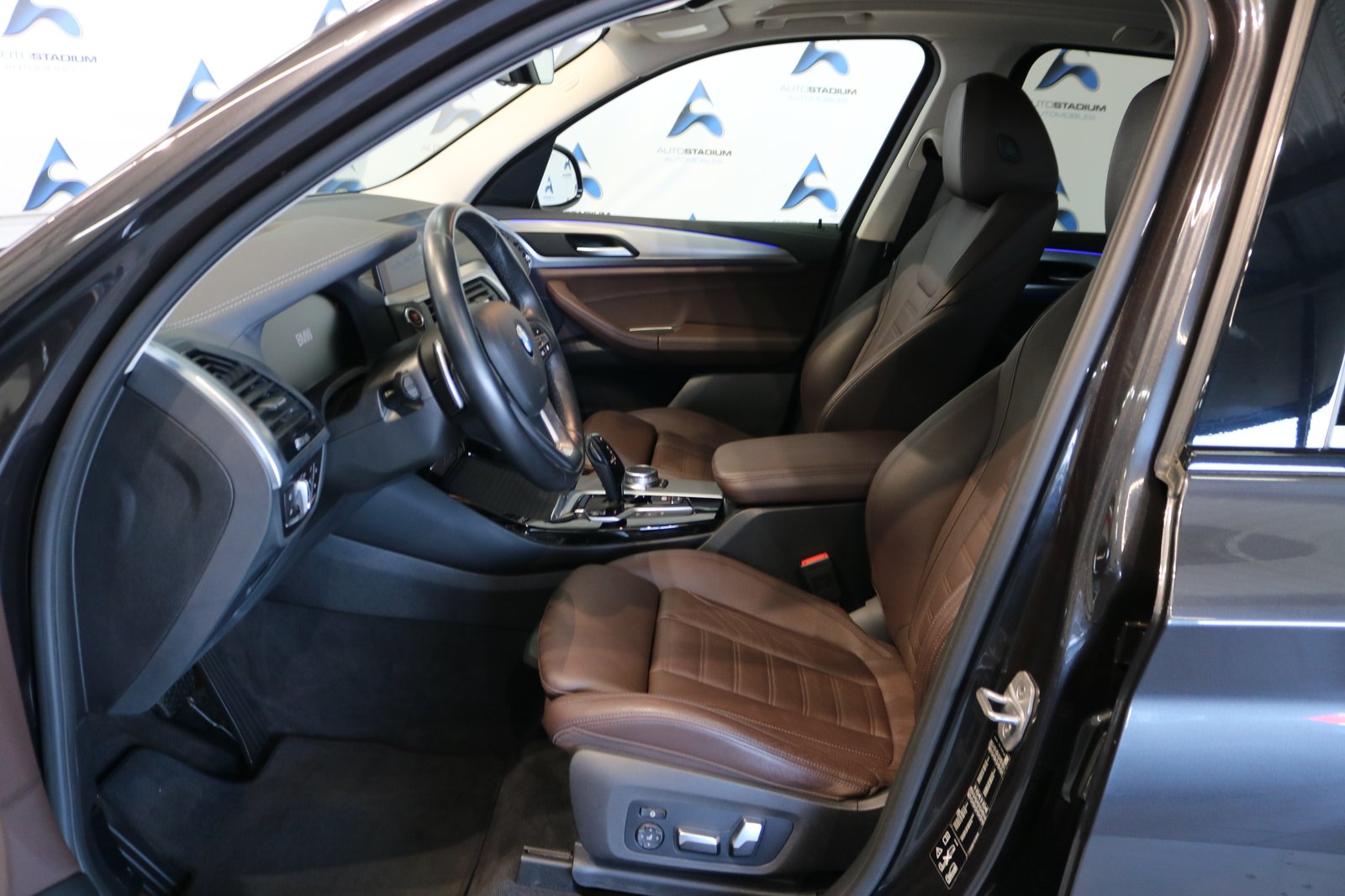 BMW X3 30i xLine Steptronic, Benzin, Occasion / Gebraucht, Automatik - 4