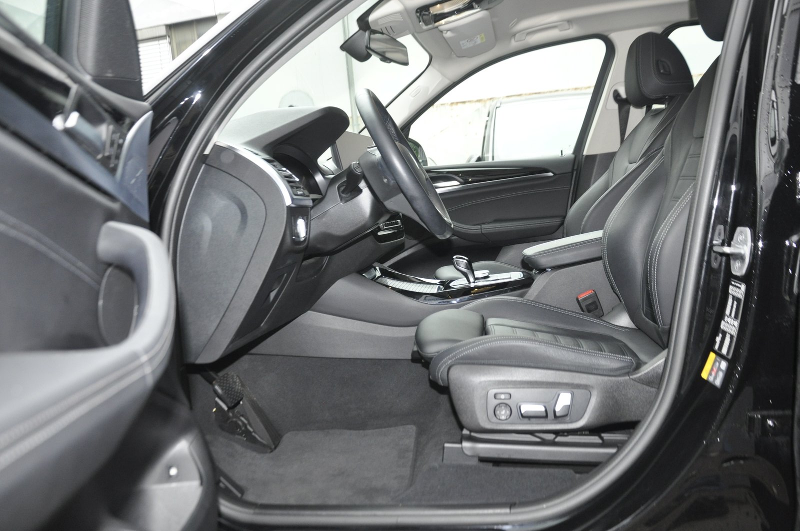 BMW X3 30e I Anhängerkupplung, Plug-in-Hybrid Petrol/Electric, Second hand / Used, Automatic - 5
