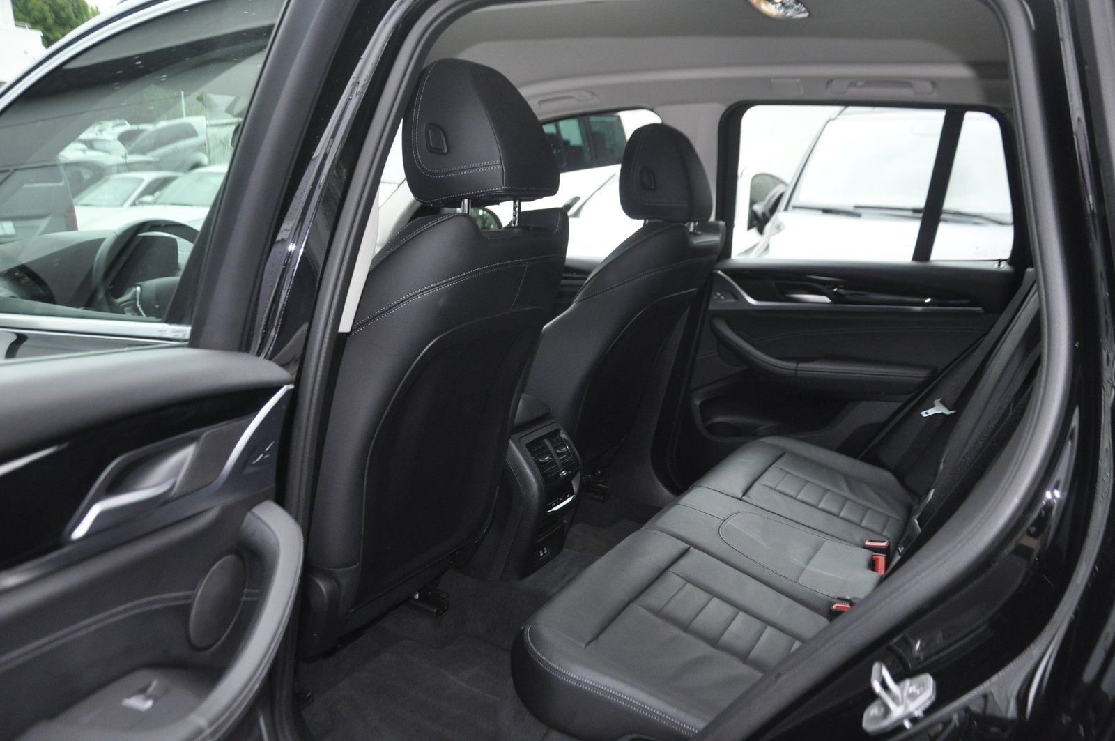 BMW X3 30e I Anhängerkupplung, Plug-in-Hybrid Petrol/Electric, Second hand / Used, Automatic - 7