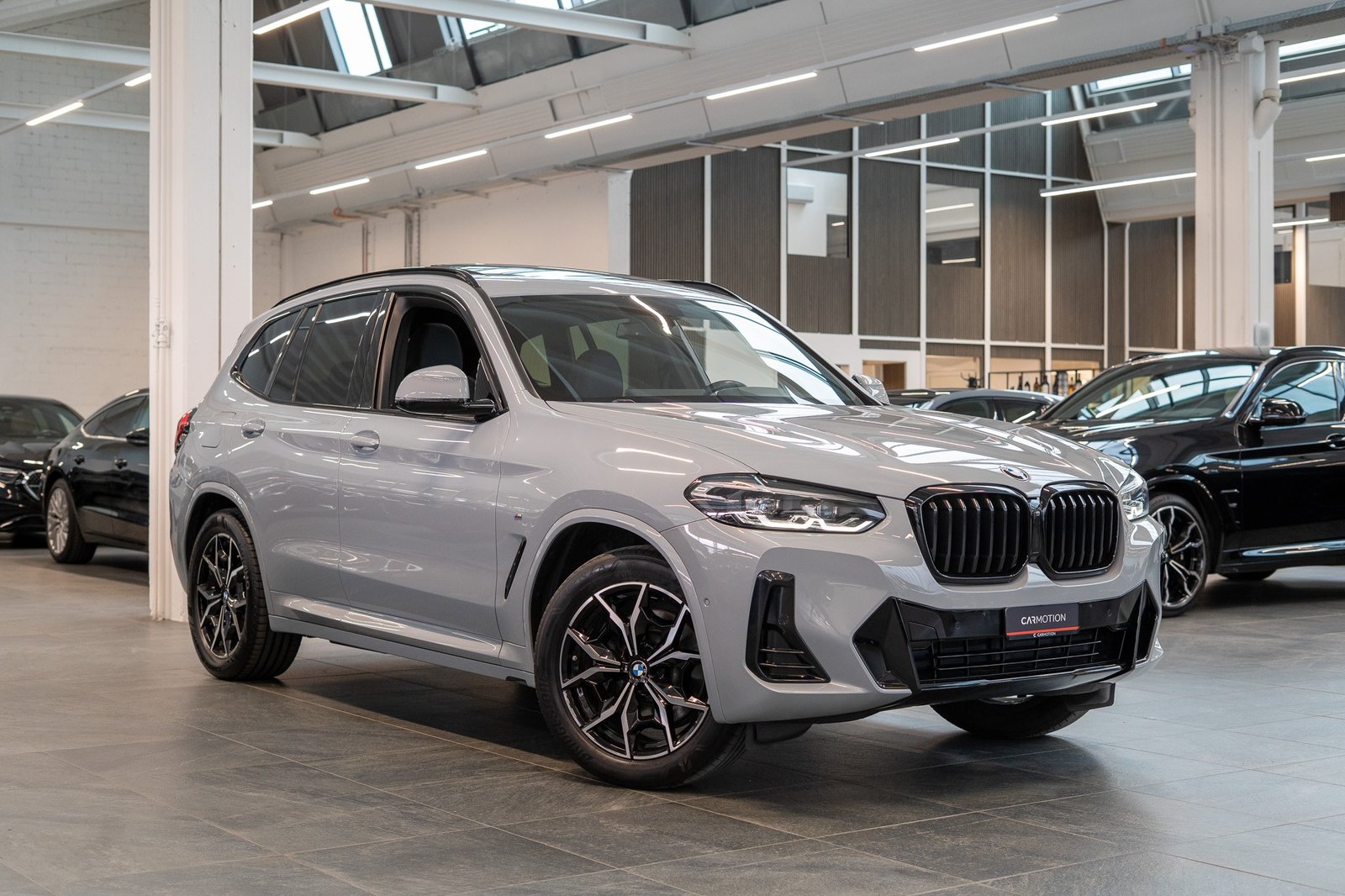 BMW X3 30i SAG M Sport / Panorama / Rückfahrkamera /, Benzin, Occasion / Gebraucht, Automatik - 3