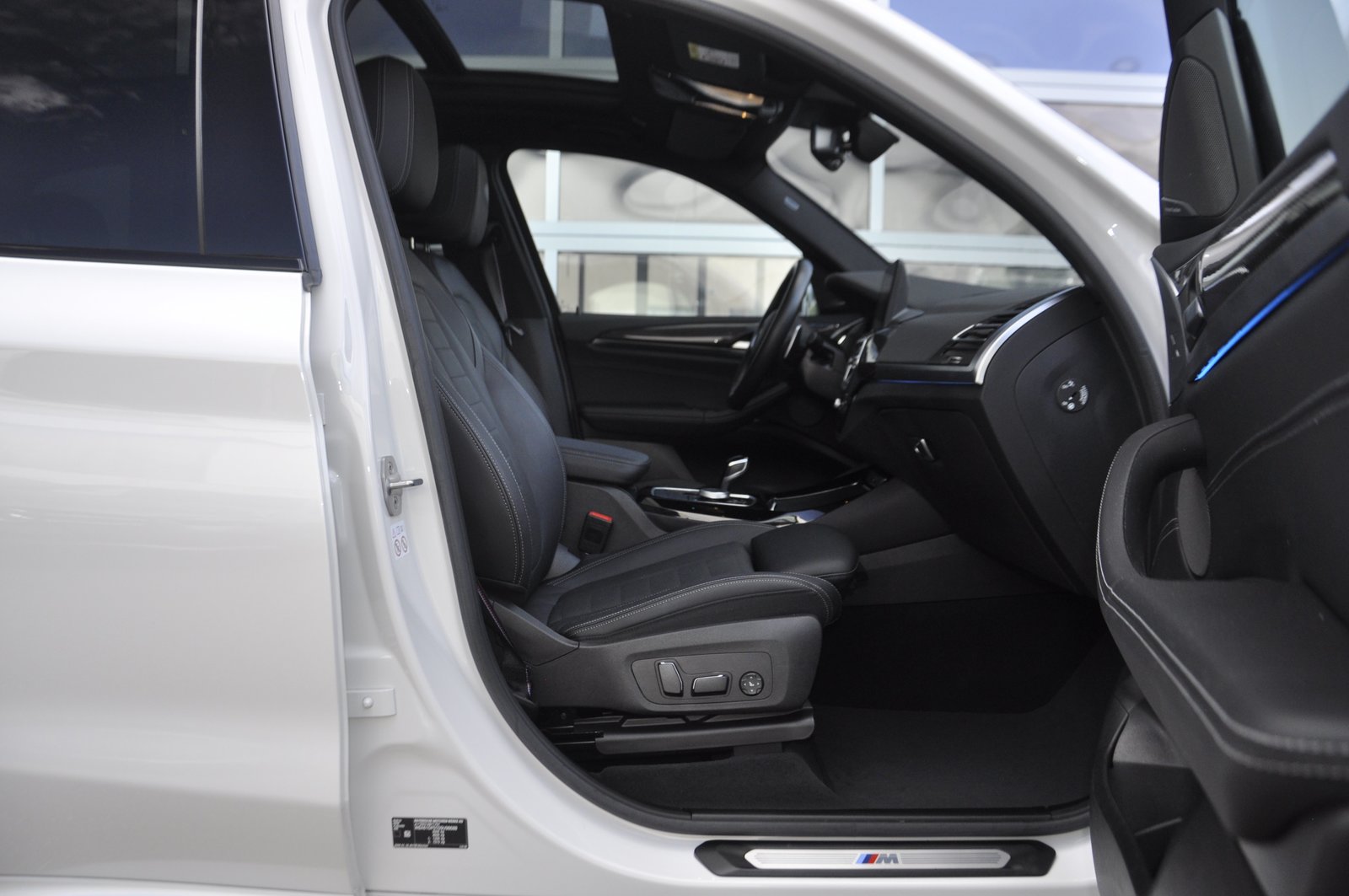BMW X3 30e M Sport I Anhängerkupplung, Plug-in-Hybrid Petrol/Electric, Second hand / Used, Automatic - 7