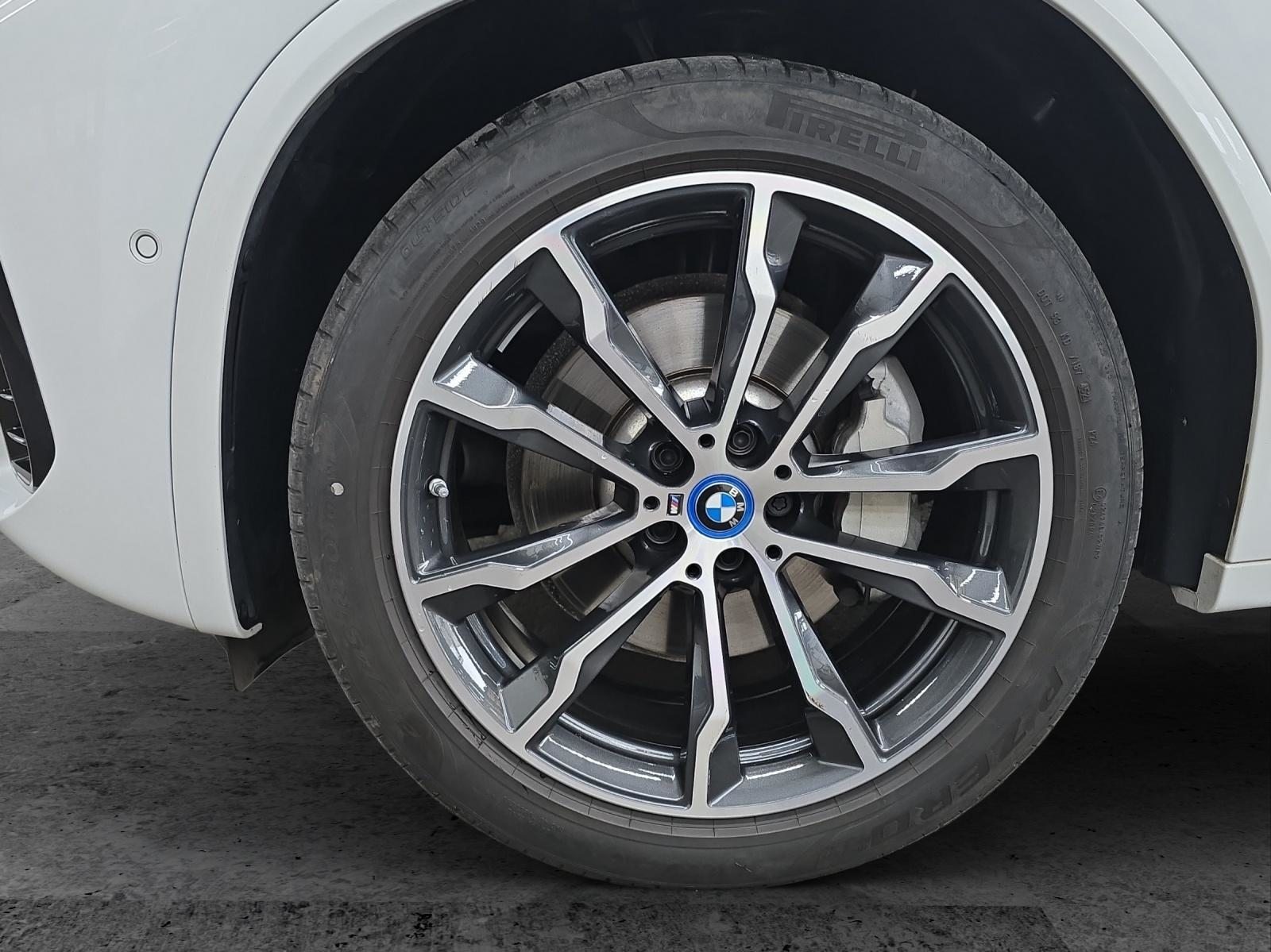 BMW X3 30e xDrive SAG, Plug-in-Hybrid Benzin/Elektro, Occasion / Gebraucht, Automatik - 5