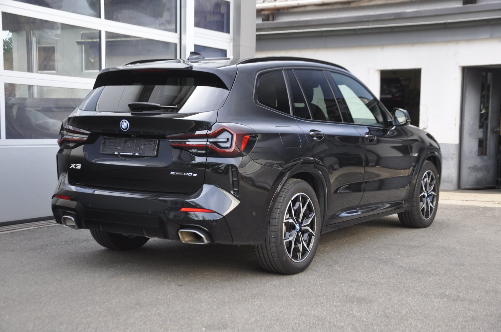 BMW X3 30e M Sport I Anhängerkupplung, Plug-in-Hybrid Benzin/Elektro, Occasion / Gebraucht, Automatik - 3