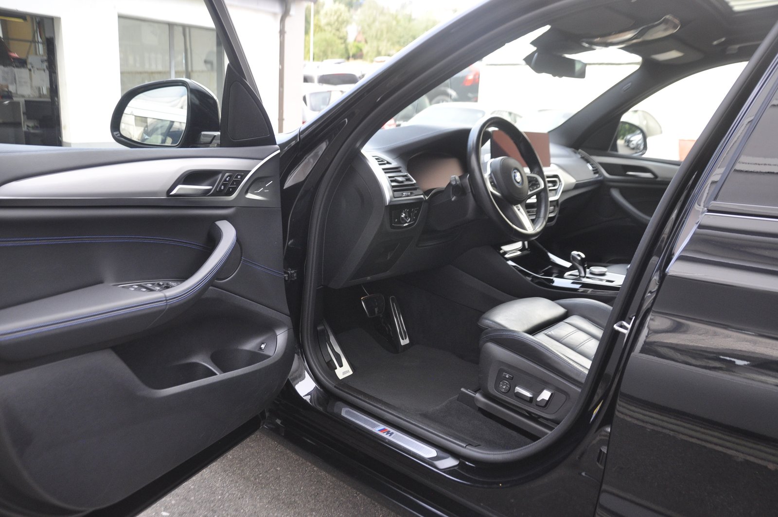 BMW X3 30e M Sport I Anhängerkupplung, Plug-in-Hybrid Benzin/Elektro, Occasion / Gebraucht, Automatik - 4