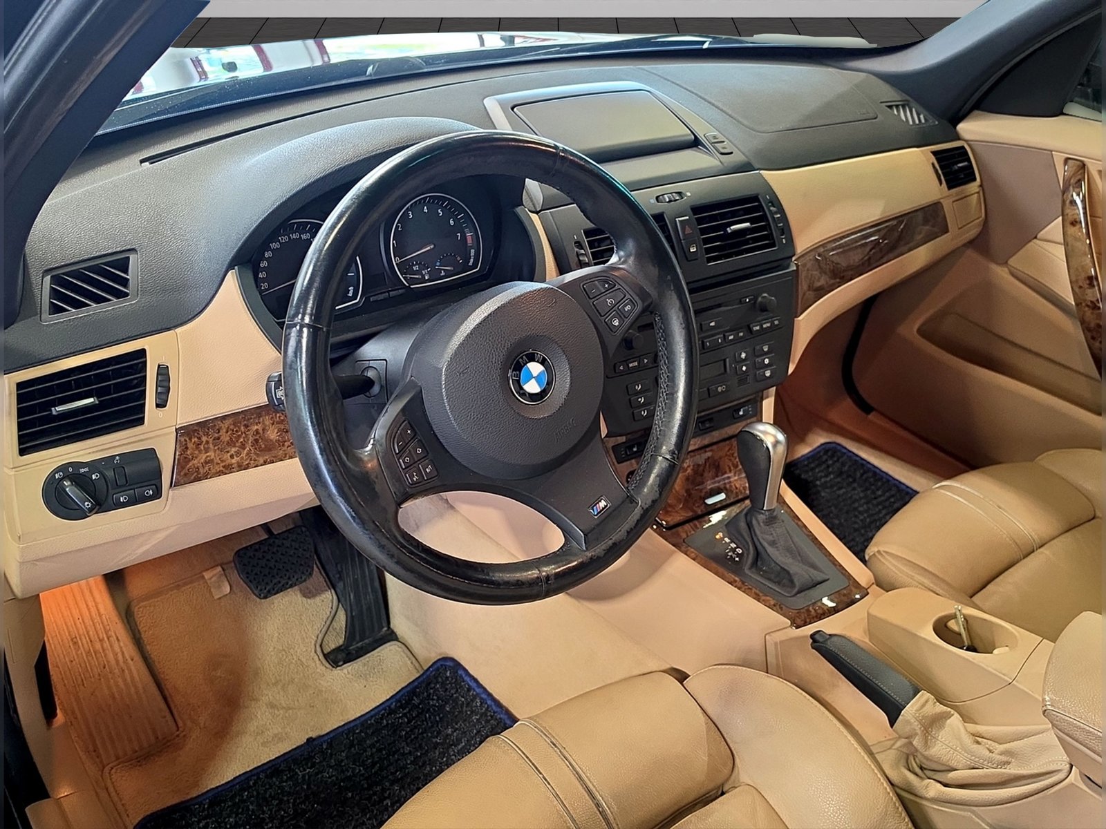 BMW X3 30i, Benzin, Occasion / Gebraucht, Handschaltung - 7