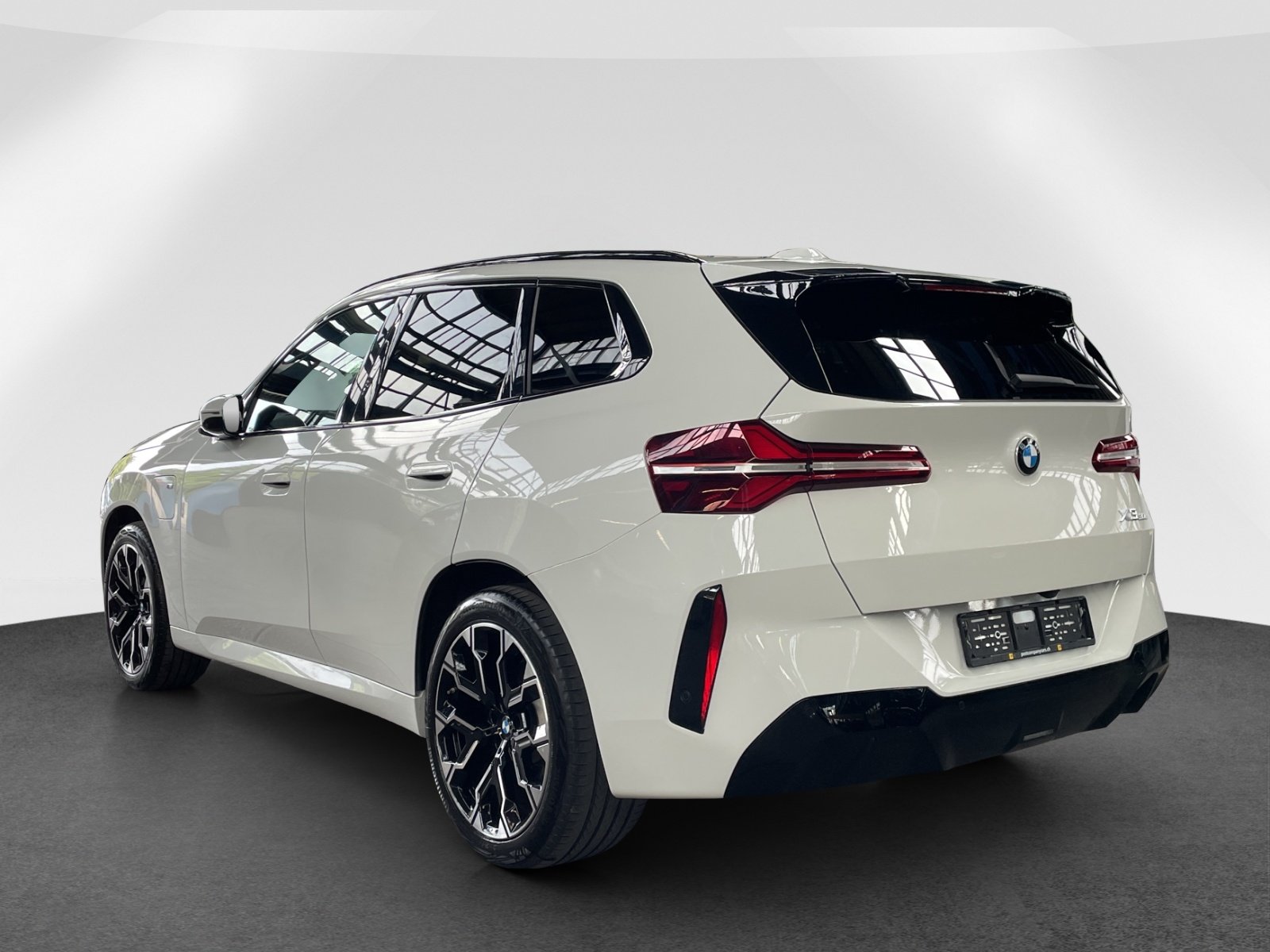 BMW X3 30e, Plug-in-Hybrid Benzin/Elektro, Occasion / Gebraucht, Automatik - 4
