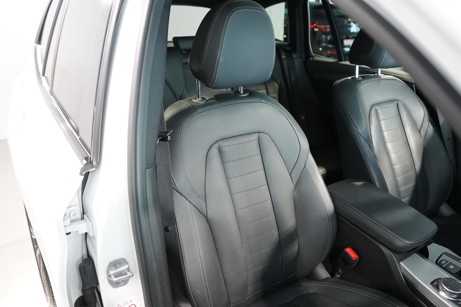 BMW X3 M40i, Petrol, Second hand / Used, Automatic - 7