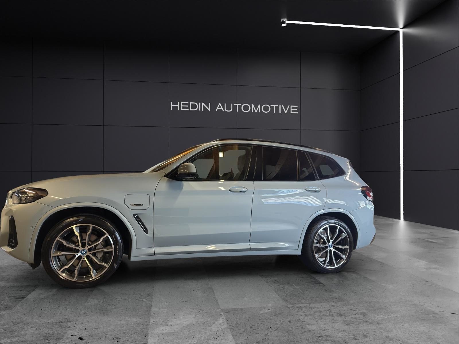 BMW X3 30e xDrive SAG, Hybride Rechargeable Essence/Électricité, Occasion / Utilisé, Automatique - 2