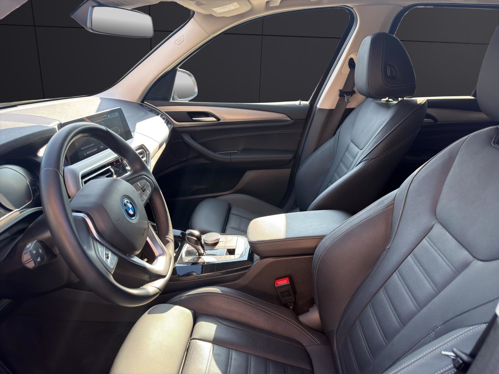 BMW X3 30e xDrive, Hybride Rechargeable Essence/Électricité, Occasion / Utilisé, Automatique - 2