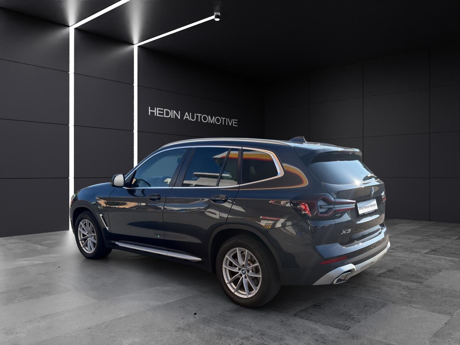 BMW X3 30e xDrive, Hybride Rechargeable Essence/Électricité, Occasion / Utilisé, Automatique - 3