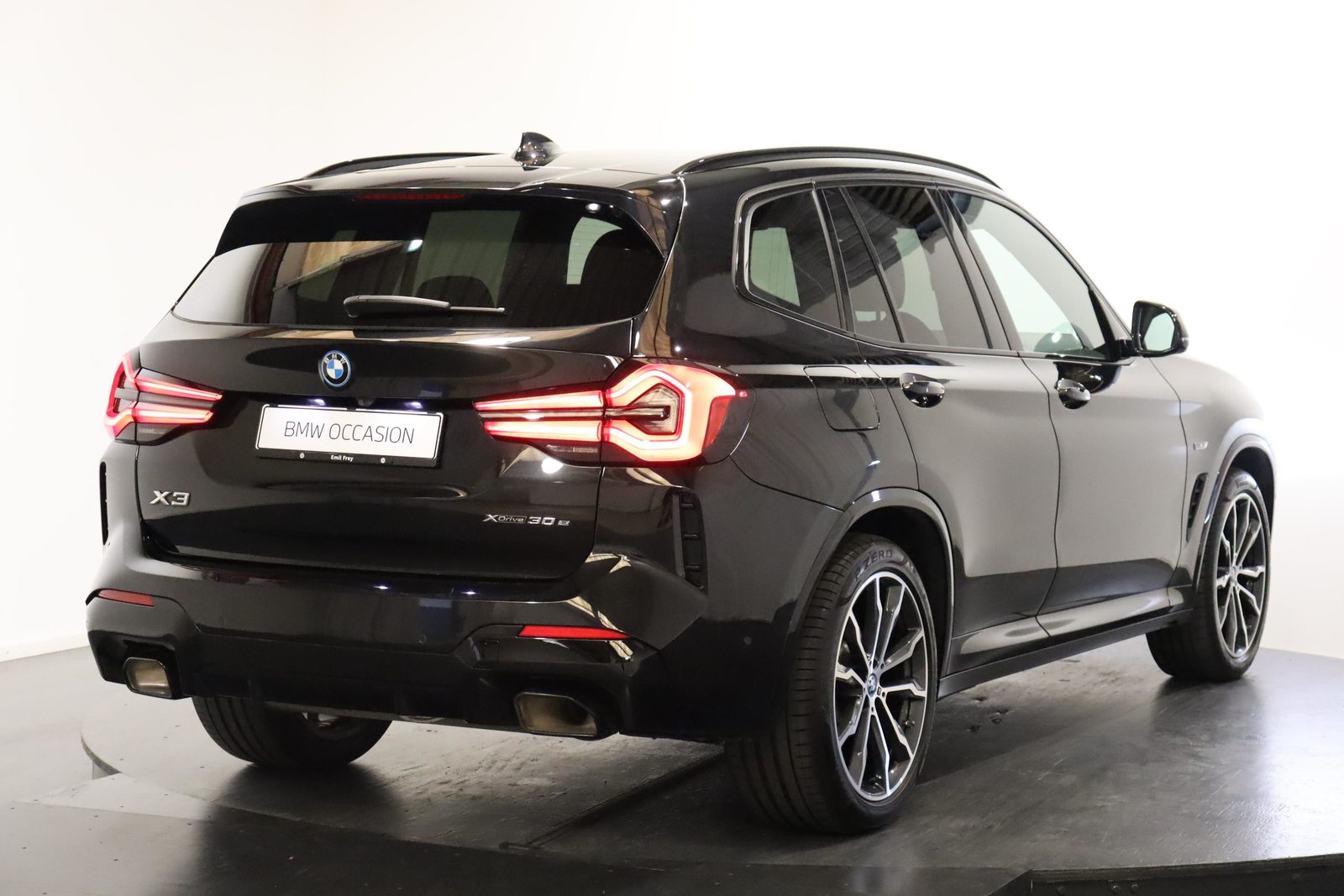 BMW X3 30e xDrive, Hybride Rechargeable Essence/Électricité, Occasion / Utilisé, Automatique - 3