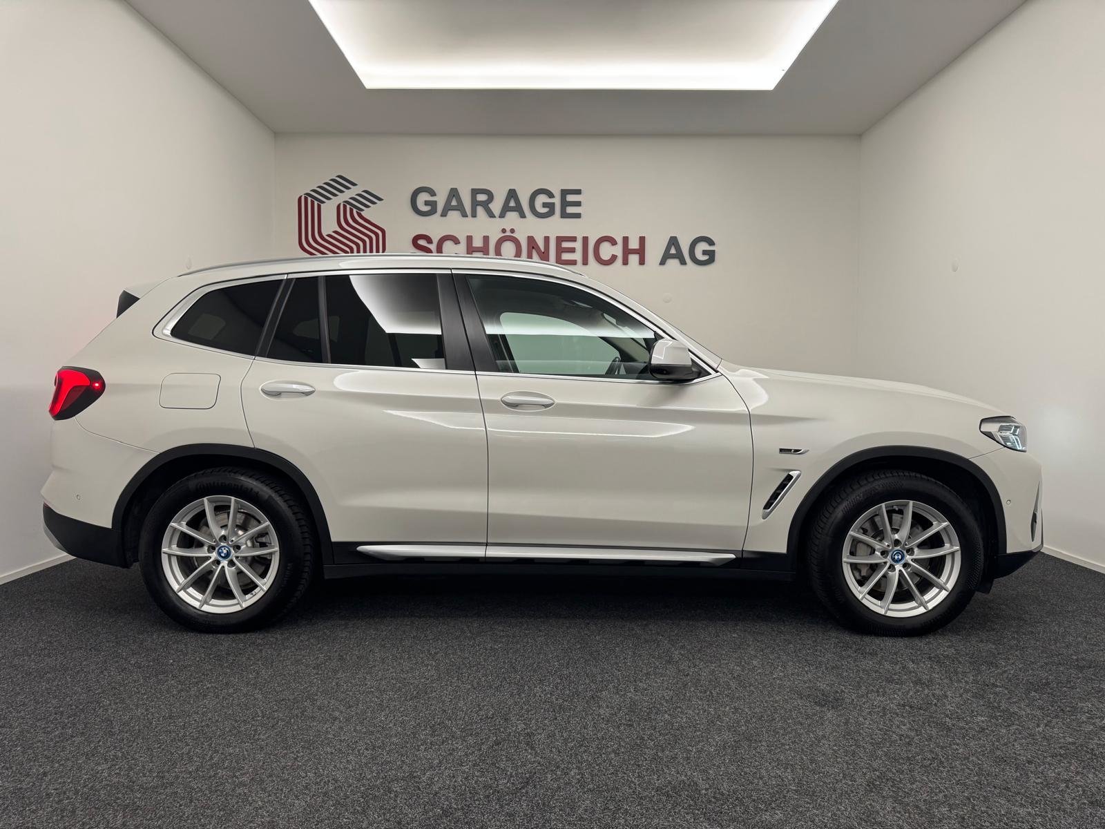 BMW X3 30e, Plug-in-Hybrid Petrol/Electric, Second hand / Used, Automatic - 4