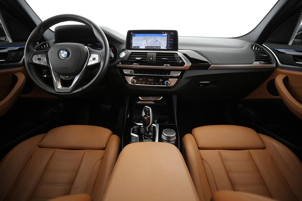 BMW X3 30e xDrive, Plug-in-Hybrid Petrol/Electric, Second hand / Used, Automatic - 6