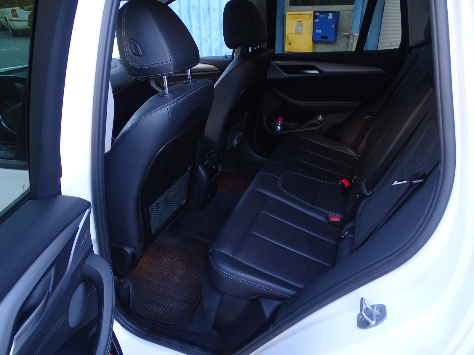 BMW X3 30i Steptronic, Petrol, Second hand / Used, Automatic - 7
