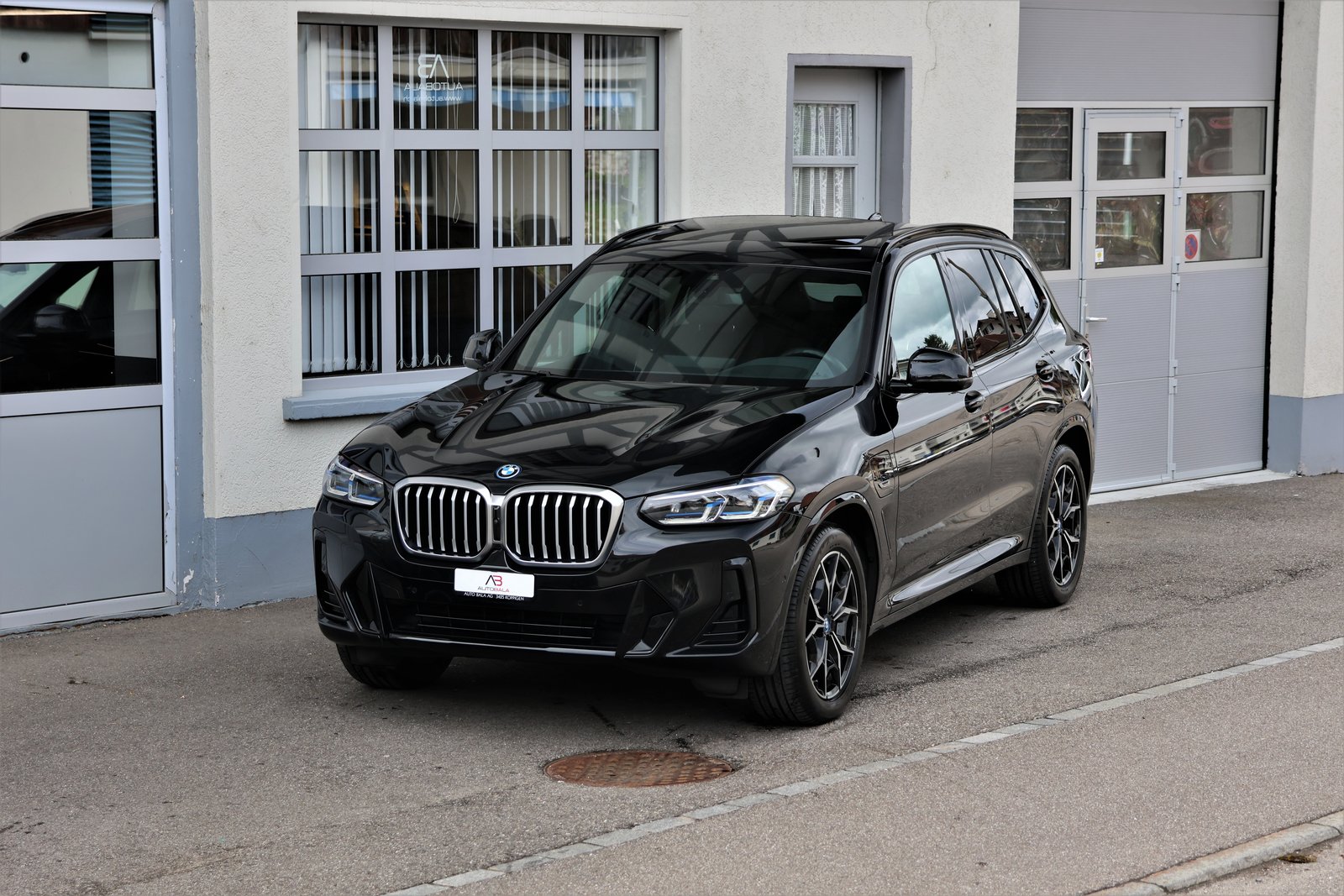 BMW X3 30e M Sport (CH) + 2.4T AHK