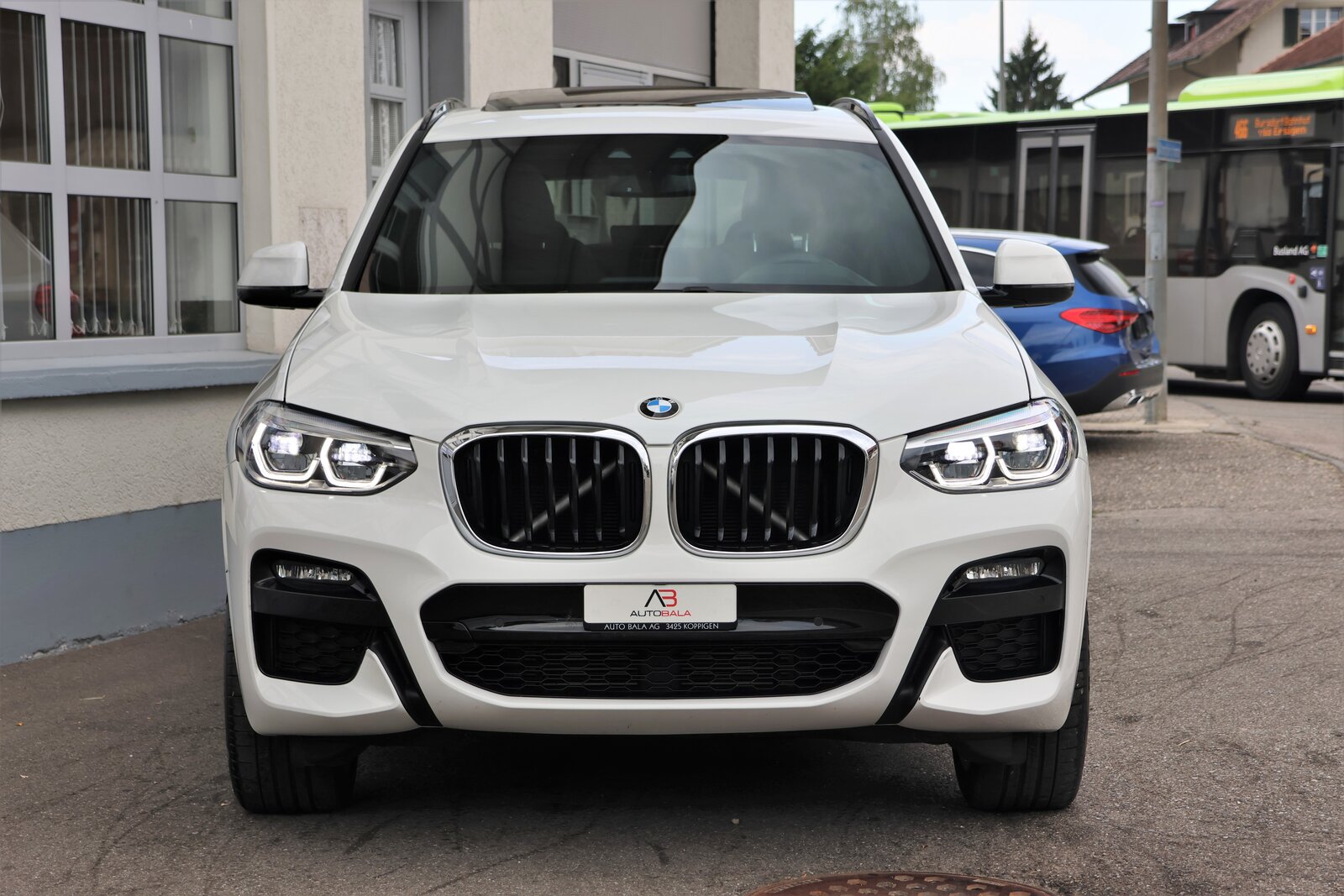 BMW X3 30e M Sport, Plug-in-Hybrid Petrol/Electric, Second hand / Used, Automatic - 2