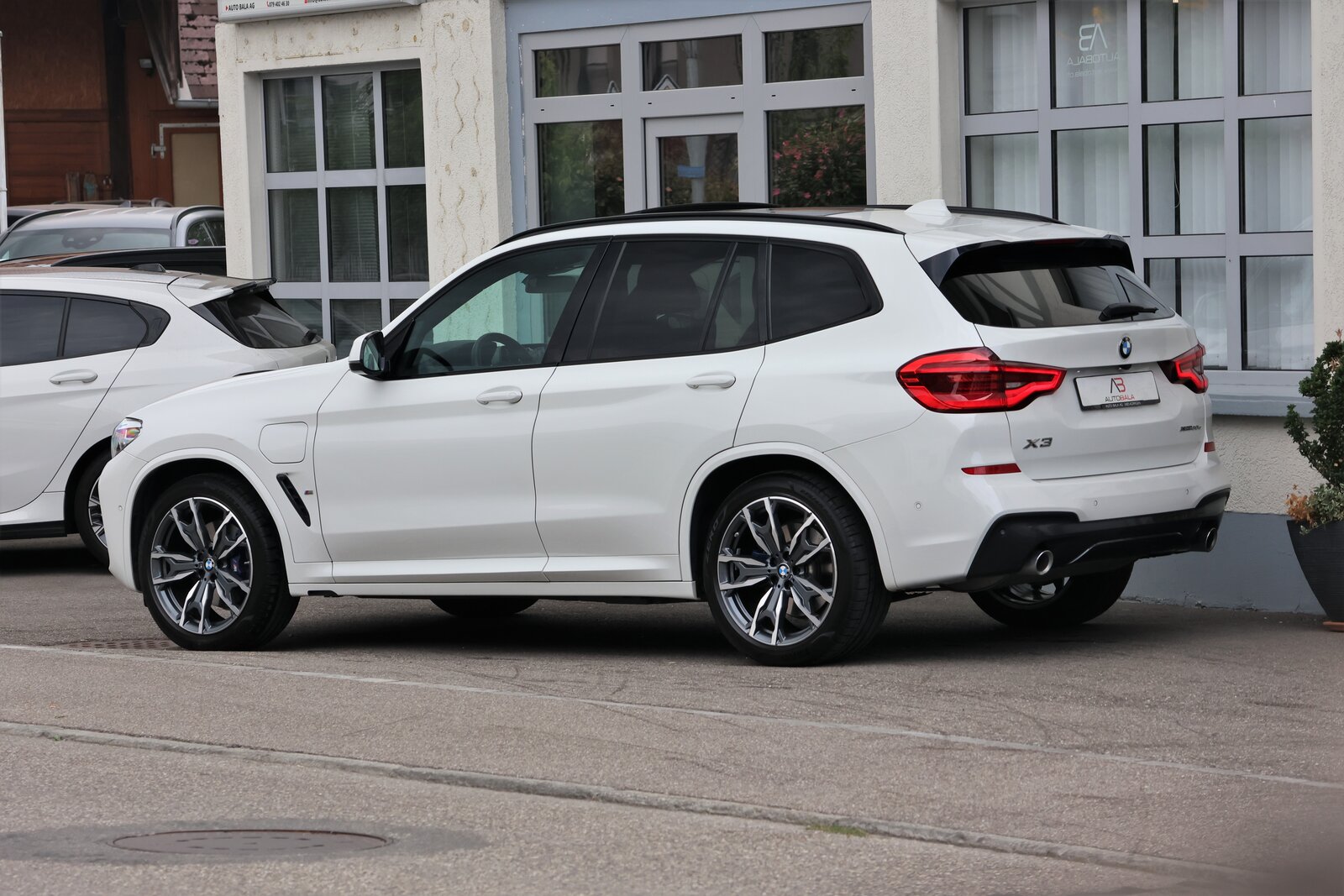 BMW X3 30e M Sport, Plug-in-Hybrid Petrol/Electric, Second hand / Used, Automatic - 5