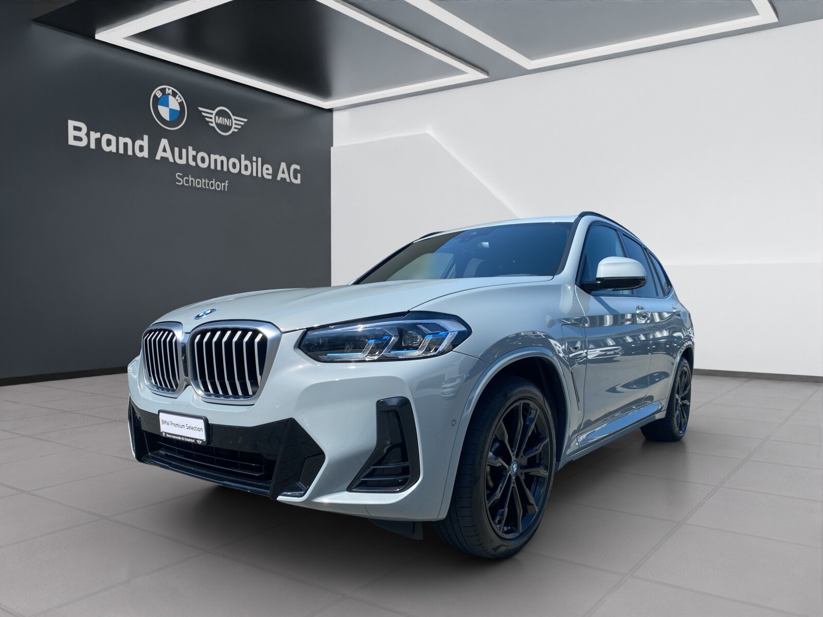 BMW X3 30e  SAG
