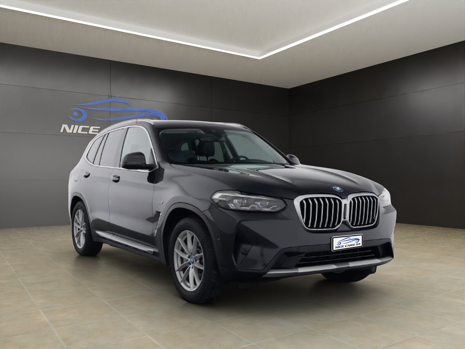 BMW X3 30e, Plug-in-Hybrid Benzin/Elektro, Occasion / Gebraucht, Automatik - 2