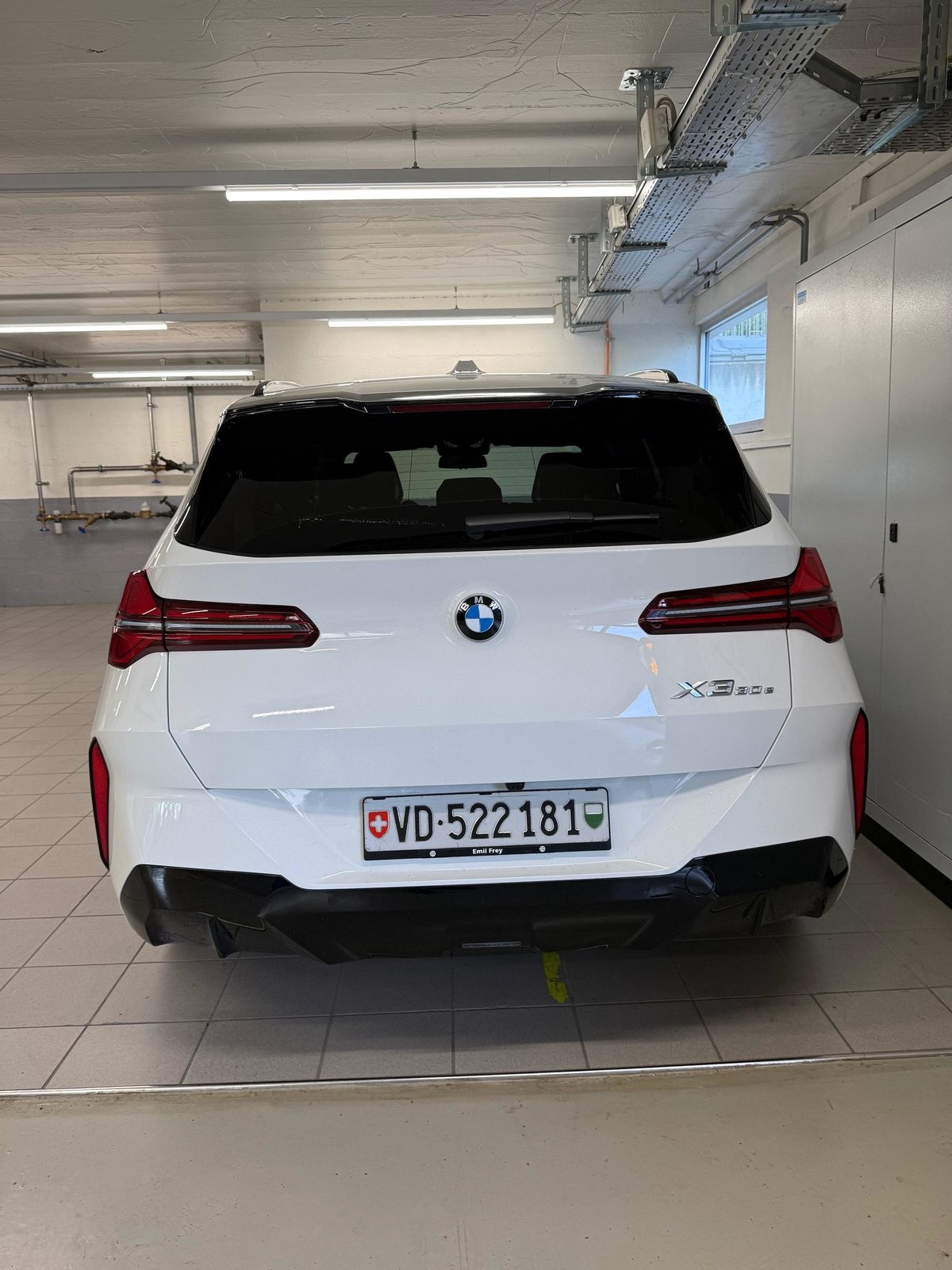 BMW X3 30e xDrive, Plug-in-Hybrid Petrol/Electric, Ex-demonstrator, Automatic - 3
