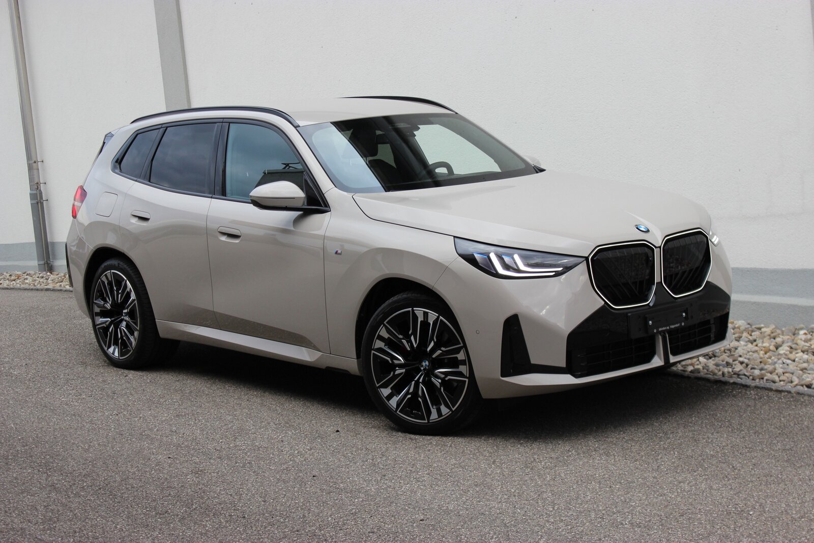 BMW X3 30e M Sport Pro Dune Grey metallic 0.0-LEASINGAKTION