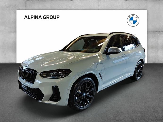 BMW X3 30e, Plug-in-Hybrid Benzina/Elettrica, Auto nuove, Automatico
