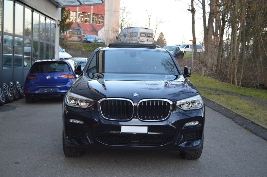 BMW X4 30i M Sport Steptronic I Anhängerkupplung, Benzin, Occasion / Gebraucht, Automatik - 2