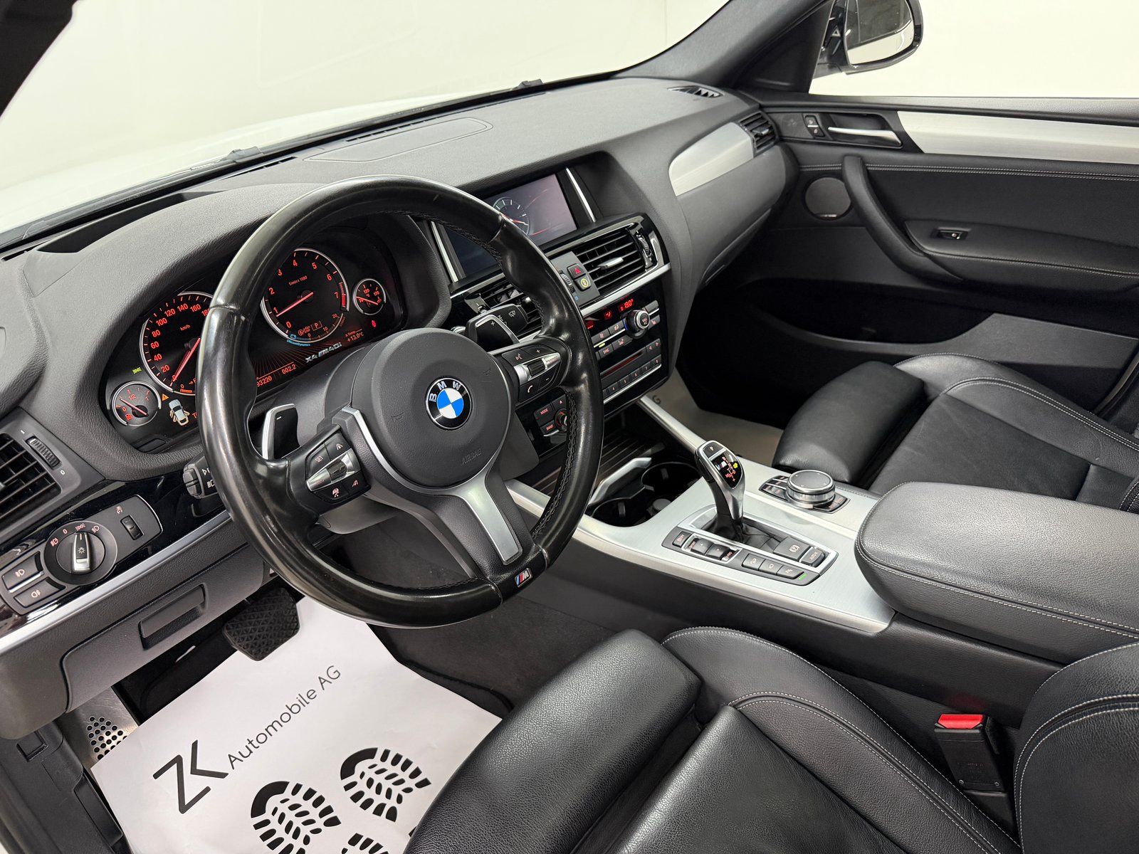 BMW X4 M40i 360PS ALPINWEISS Steptronic / 360 Kamera / Glasd, Benzin, Occasion / Gebraucht, Automatik - 7