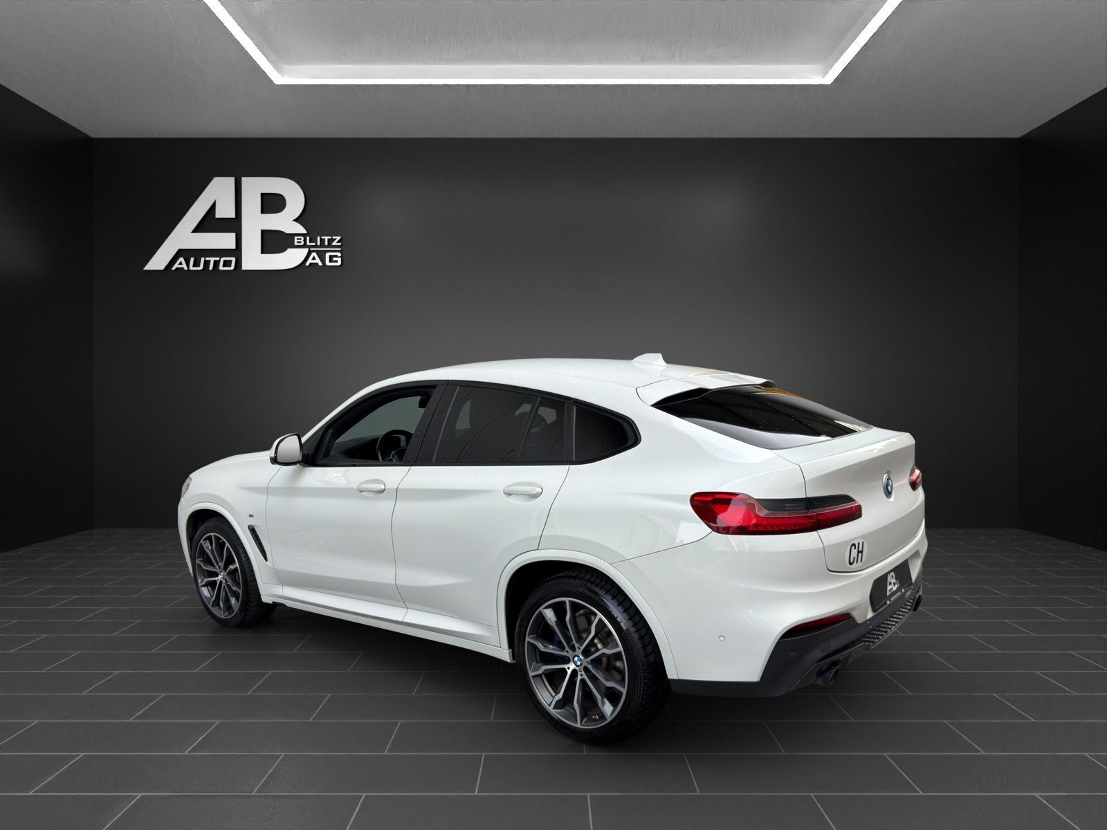 BMW X4 20d M-Sport Steptronic, Diesel, Second hand / Used, Automatic - 3