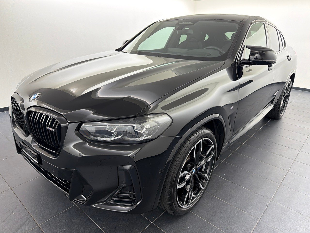 BMW X4 48V M40d