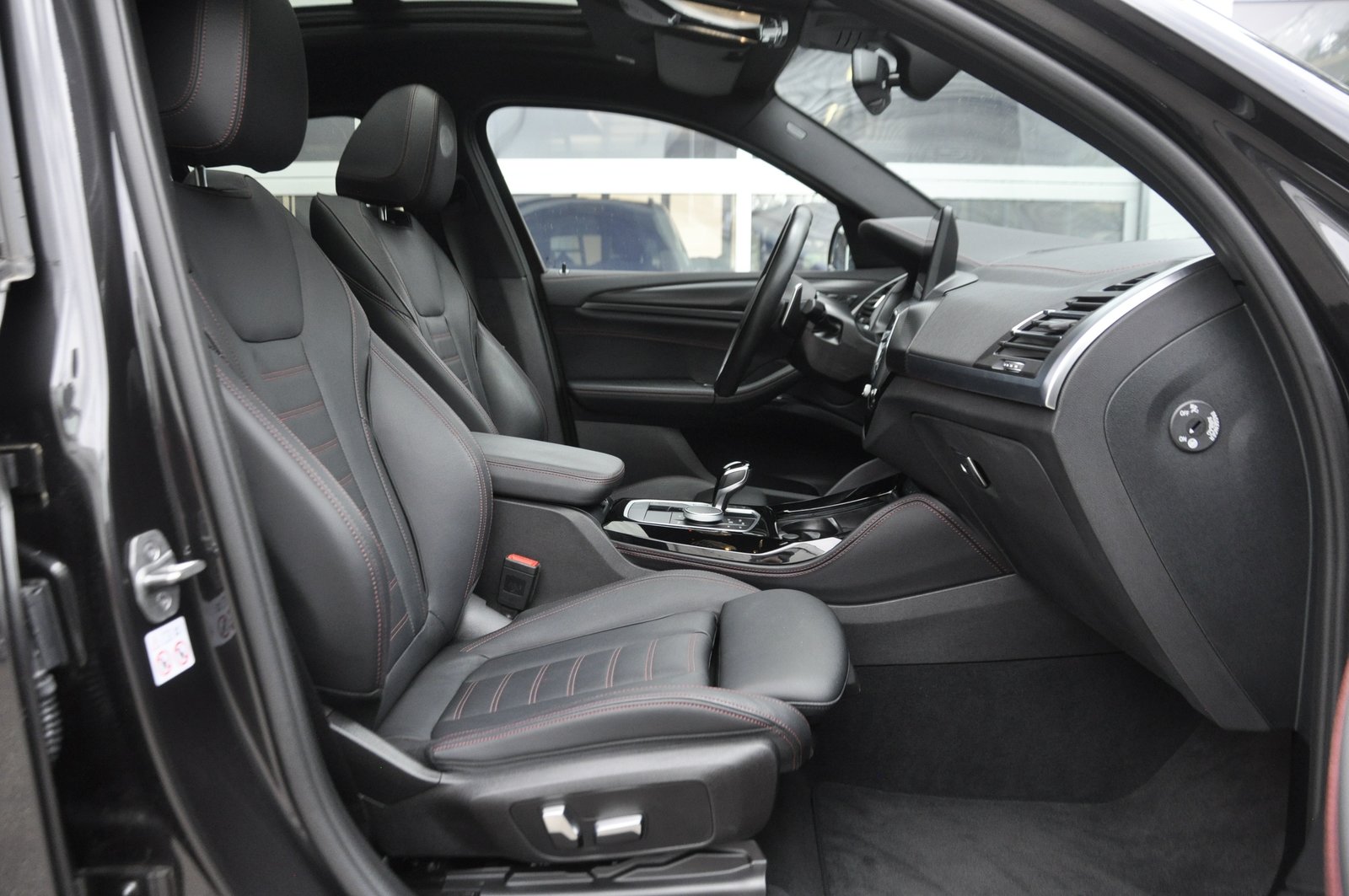 BMW X4 48V 20d M Sport Steptronic I Anhängerkupplung, Mild-Hybrid Diesel/Elektro, Occasion / Gebraucht, Automatik - 7