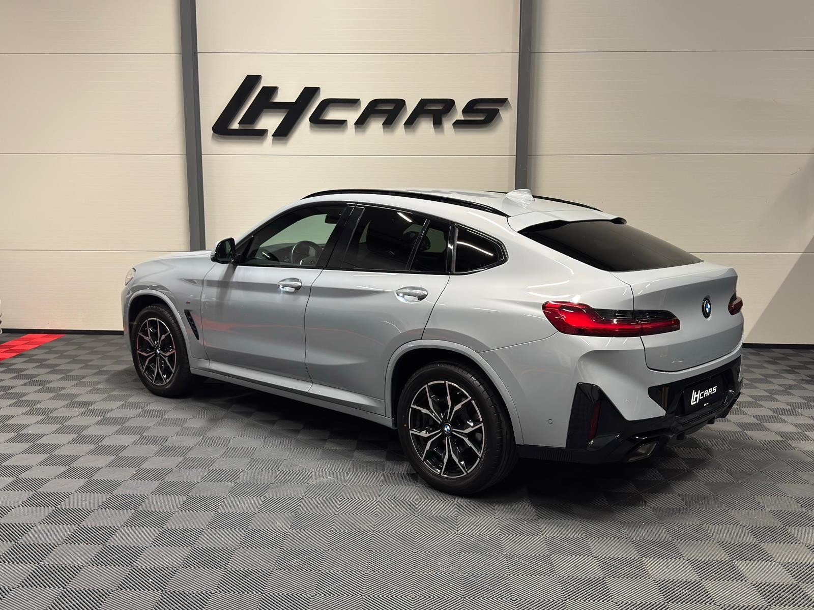 BMW X4 30i SAG, Mild-Hybrid Benzin/Elektro, Occasion / Gebraucht, Automatik - 3