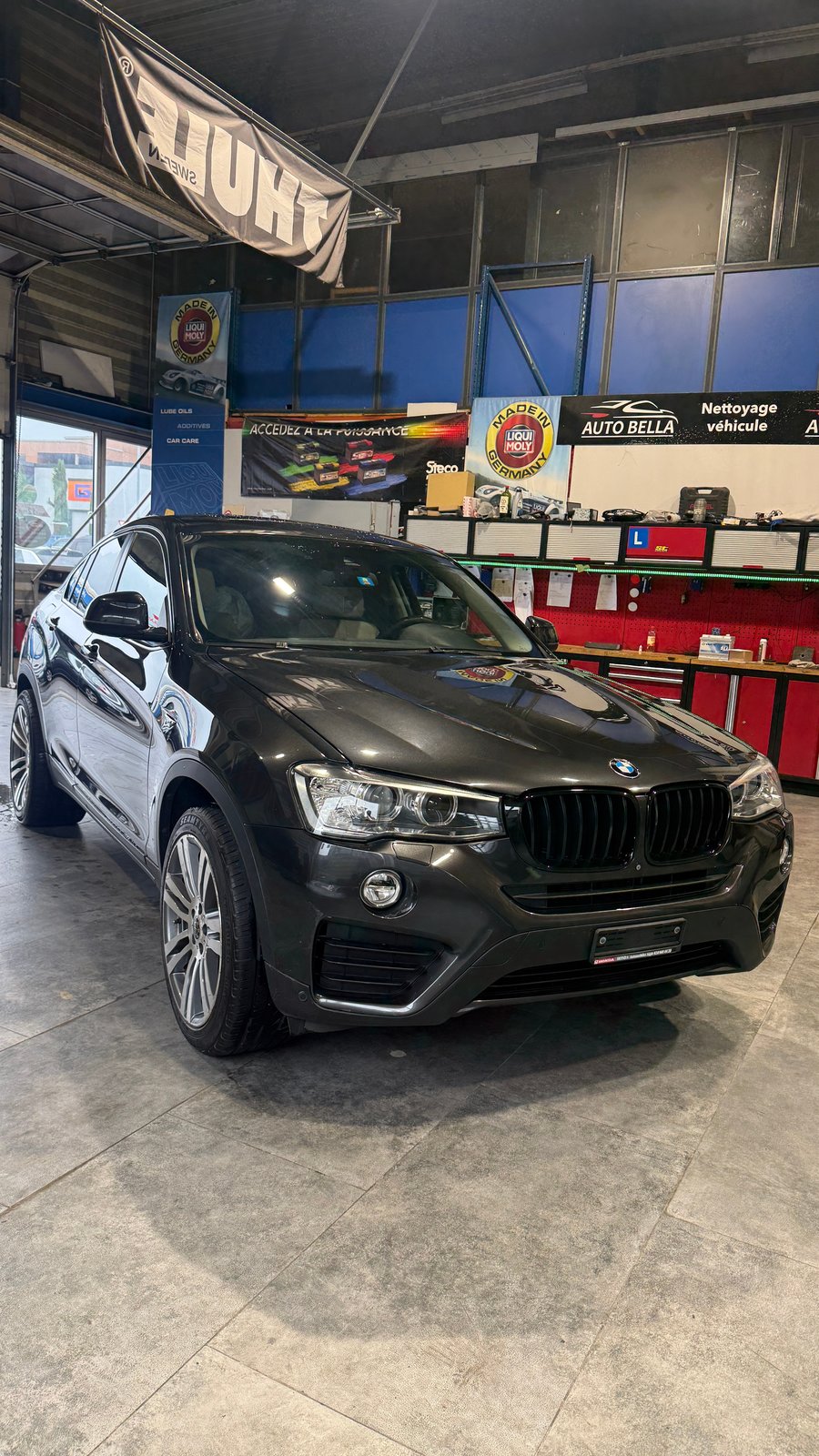 BMW X4 28i xLine Steptronic, Benzin, Occasion / Gebraucht, Automatik - 2