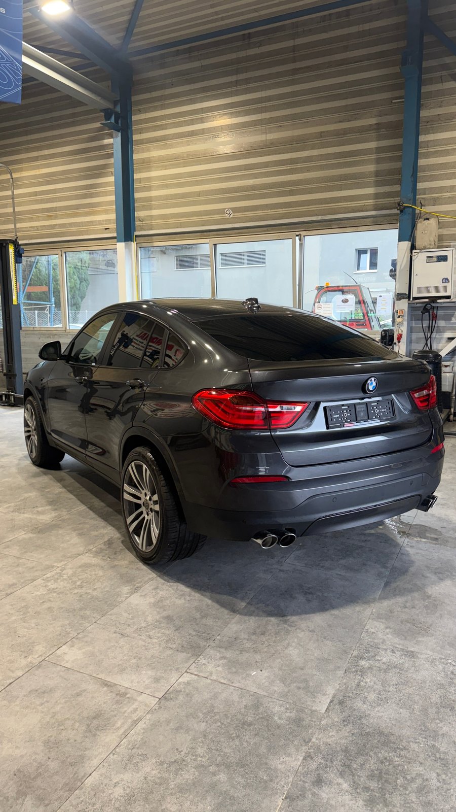 BMW X4 28i xLine Steptronic, Benzin, Occasion / Gebraucht, Automatik - 6