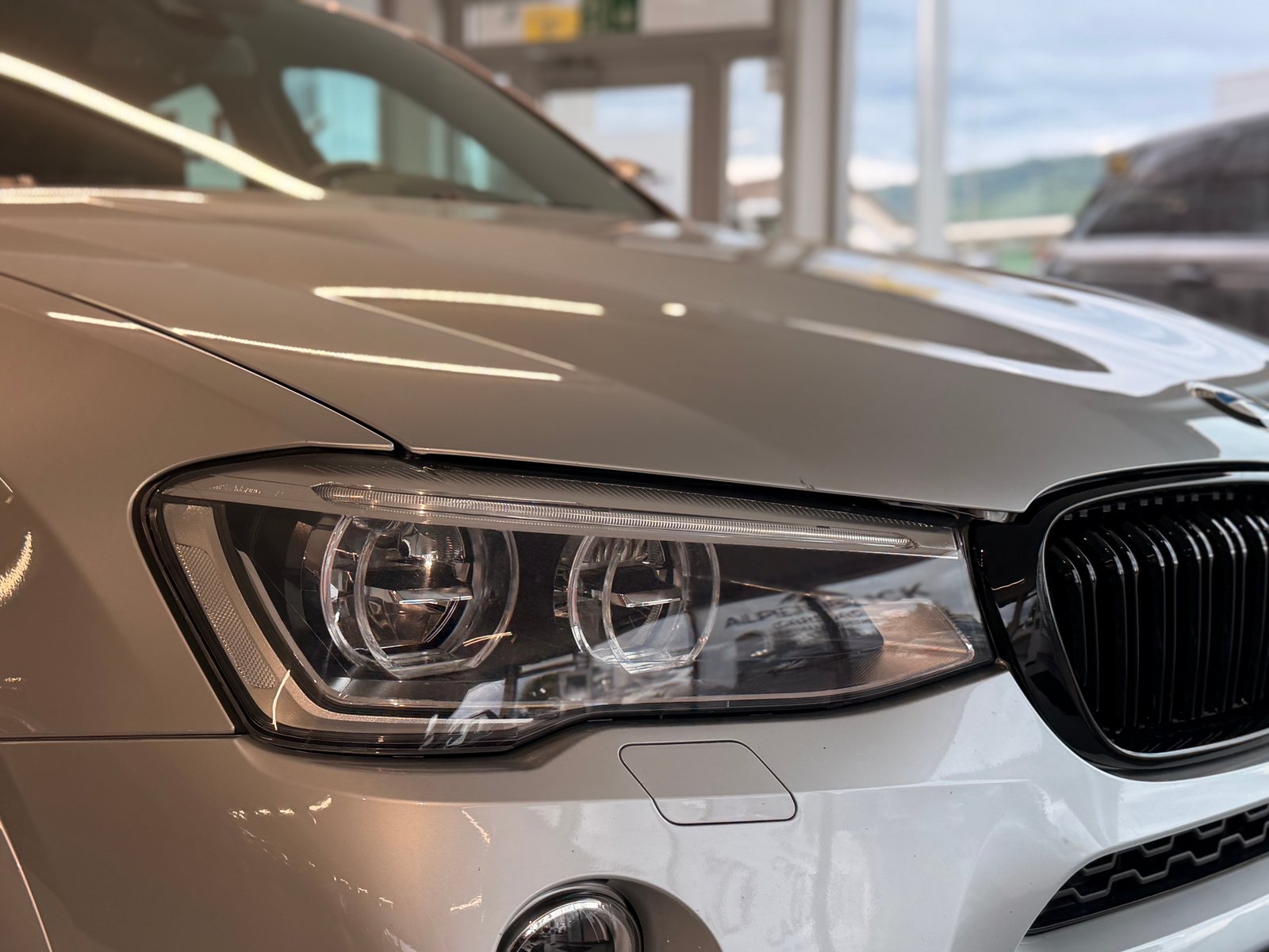 BMW X4 M 40i Steptronic, Benzin, Occasion / Gebraucht, Automatik - 5