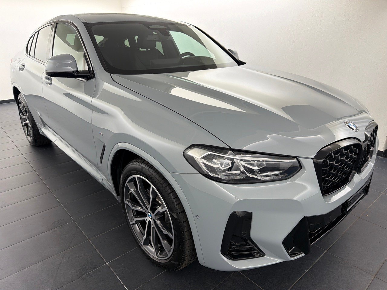 BMW X4 48V 20d M Sport, Mild-Hybrid Diesel/Electric, Second hand / Used, Automatic - 4