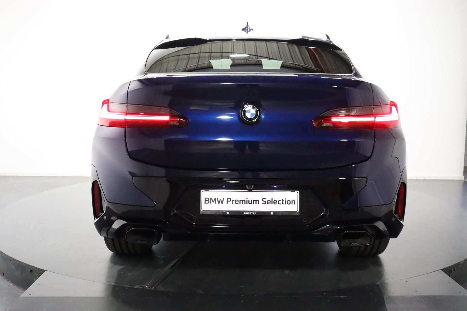 BMW X4 M40d, Mild-Hybrid Diesel/Electric, Second hand / Used, Automatic - 4