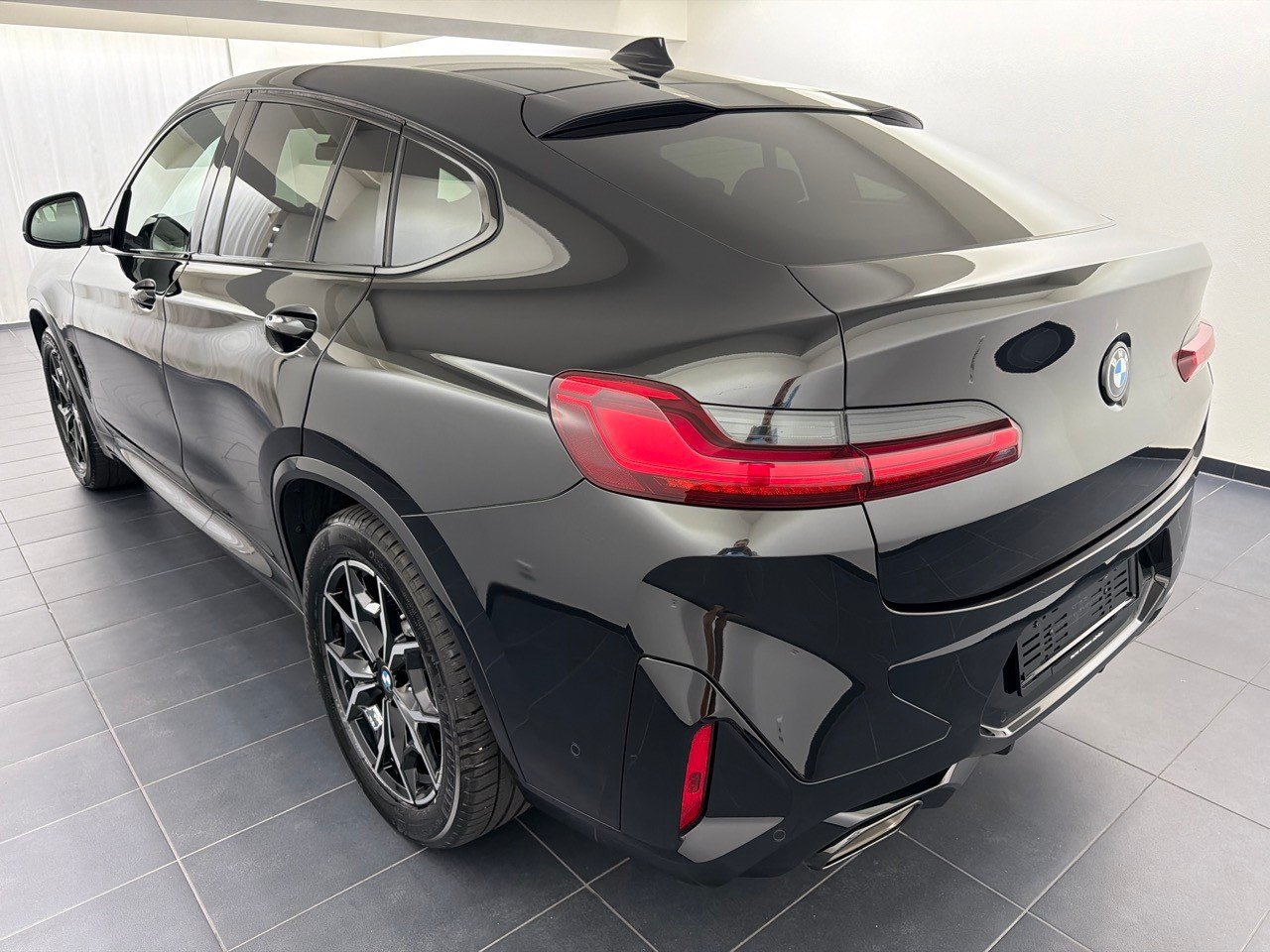 BMW X4 48V 20d M Sport, Mild-Hybrid Diesel/Elektro, Occasion / Gebraucht, Automatik - 2