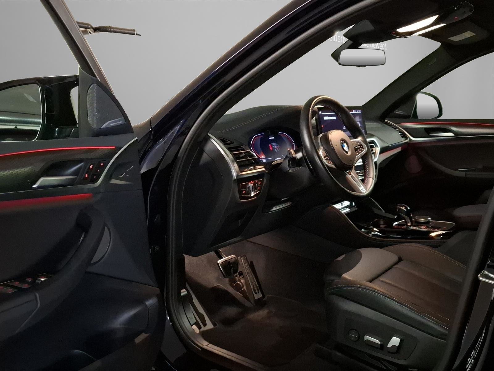 BMW X4 M40i, Mild-Hybrid Petrol/Electric, Second hand / Used, Automatic - 4