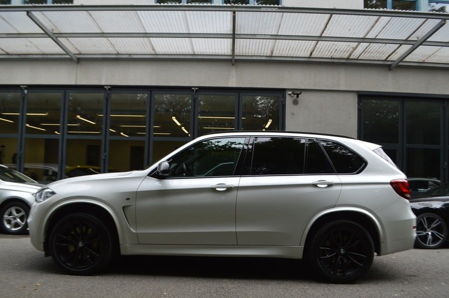 BMW X5 M50d Steptronic Anhängerkupplung 3.5t, Diesel, Occasioni / Usate, Automatico - 4