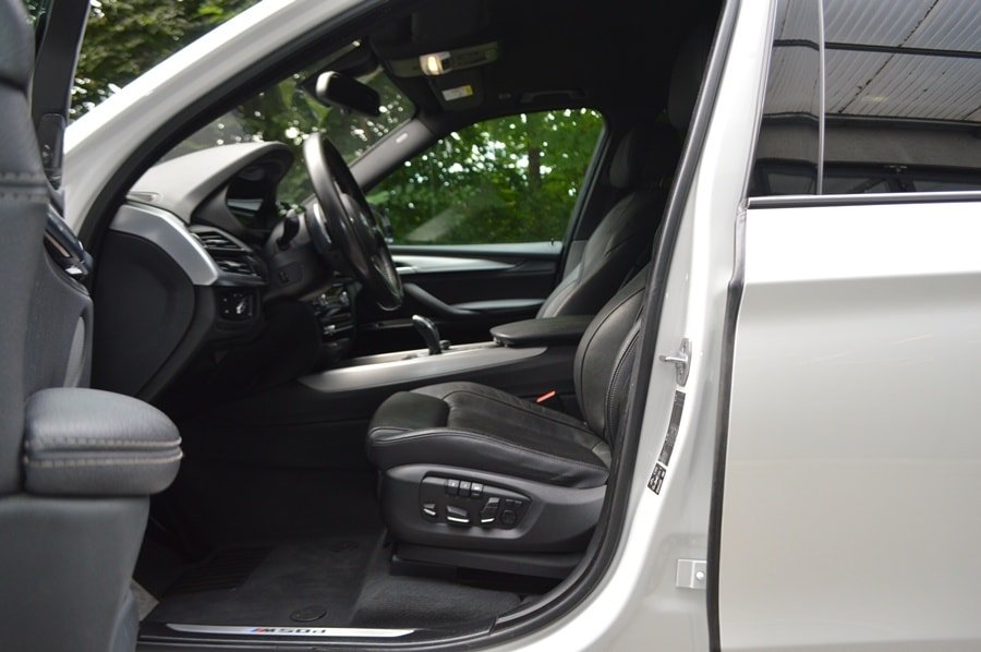 BMW X5 M50d Steptronic Anhängerkupplung 3.5t, Diesel, Occasioni / Usate, Automatico - 6