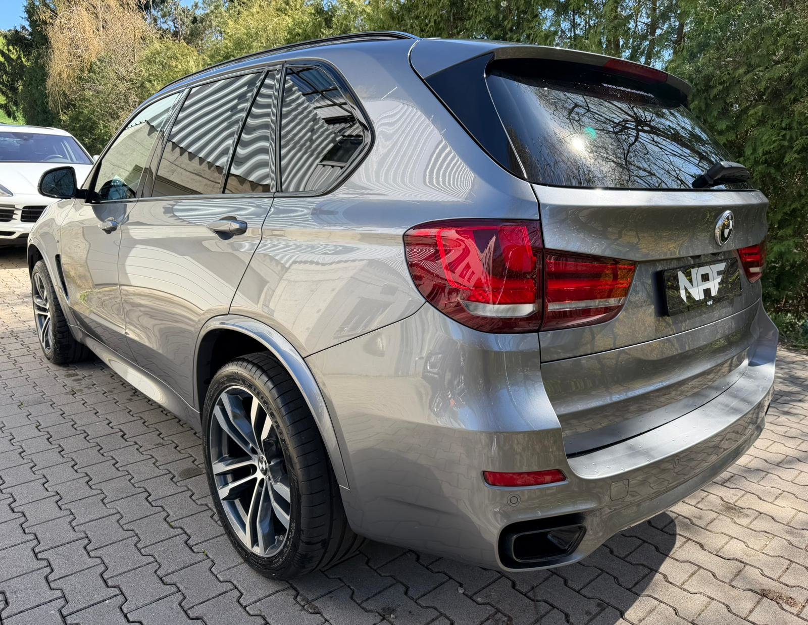 BMW X5 M50d Steptronic, Diesel, Occasion / Gebraucht, Automatik - 3
