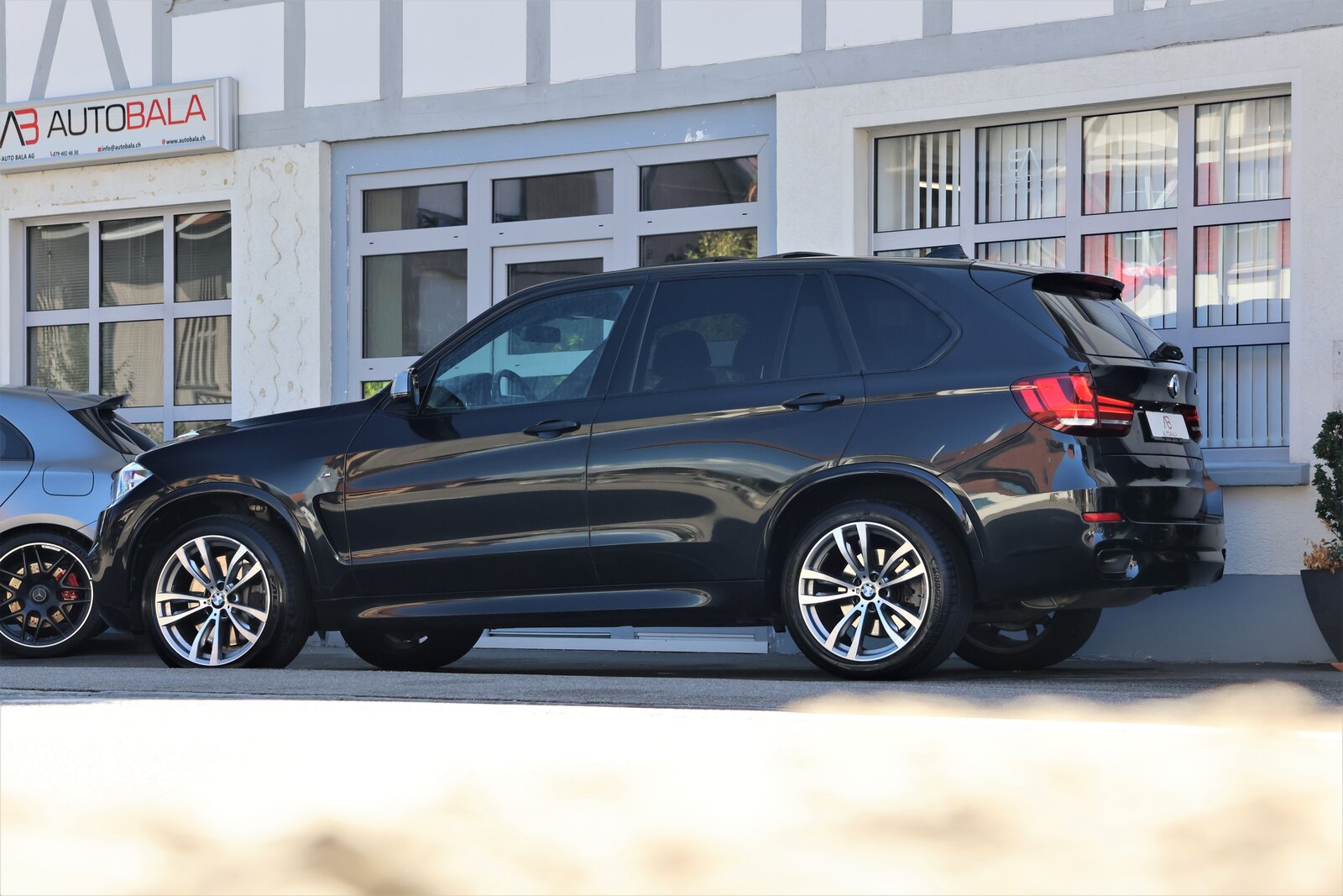 BMW X5 M50d Steptronic (CH) + 3.5T AHK, Diesel, Occasion / Gebraucht, Automatik - 4
