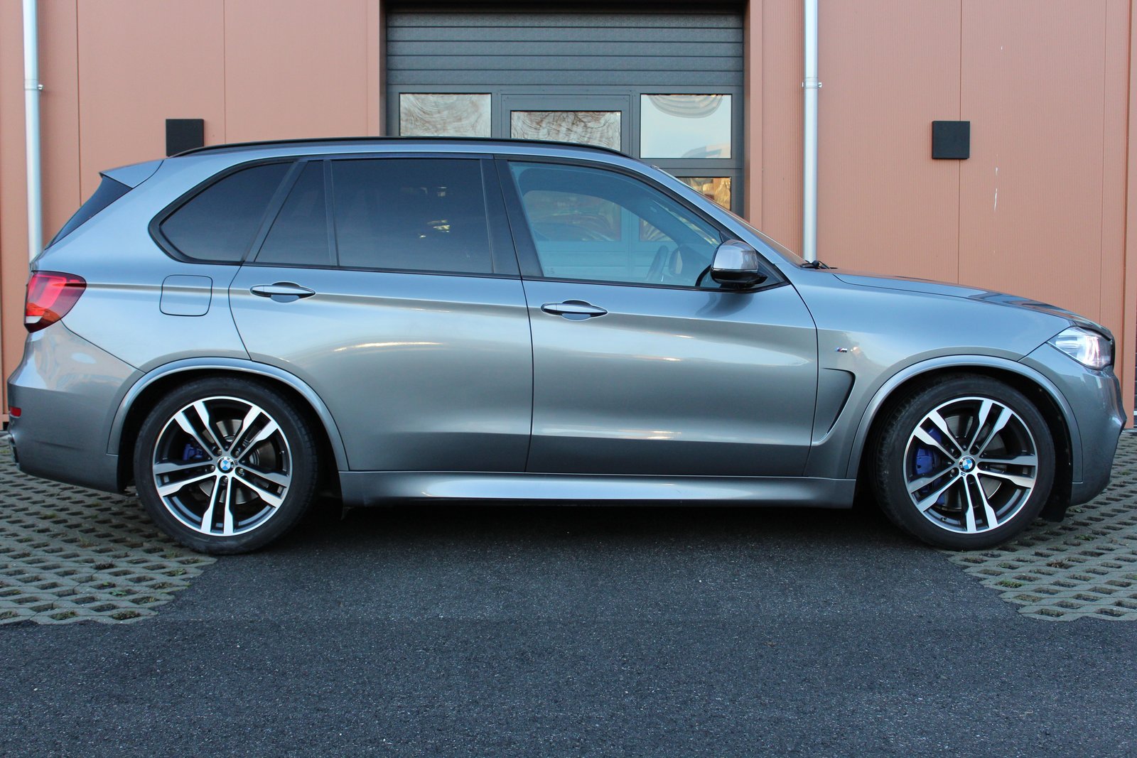BMW X5 M50d M-Sport Steptronic - "Toit Ouvrant * Pack M * Head-U, Diesel, Occasion / Utilisé, Automatique - 4