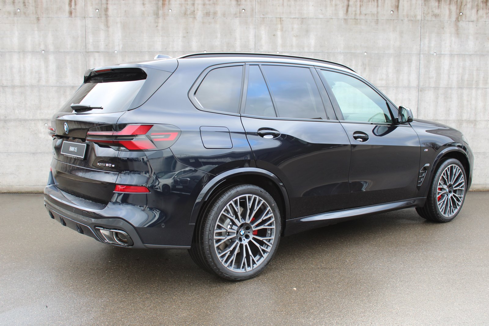 BMW X5 xDr 50e M Sport Pro, Plug-in-Hybrid Petrol/Electric, New car, Automatic - 3